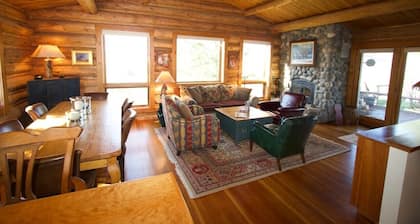 4-bedroom house on 5 acres with 360 degree views of the Teton Mountain range
