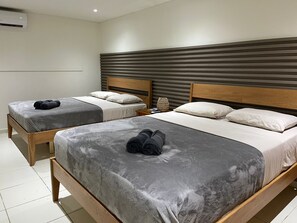 คอมฟอร์ทอพาร์ทเมนท์ | เตารีด/โต๊ะรีดผ้า, Wi-Fi ฟรี