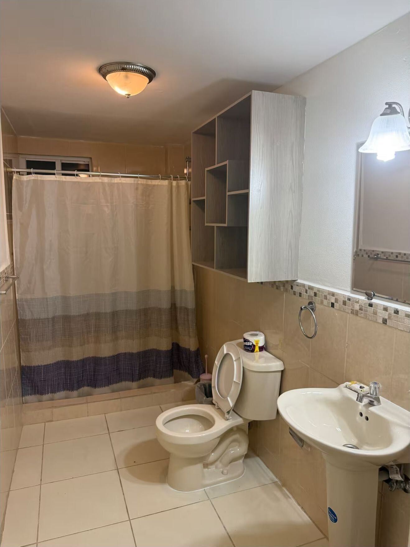 Comfort Apartment | Bathroom