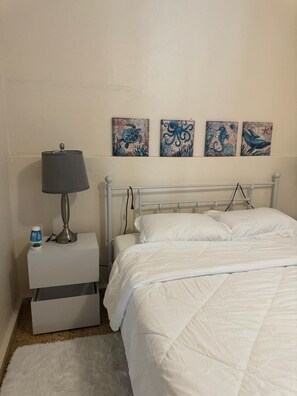 4 chambres, fer et planche à repasser, Wi-Fi, draps fournis