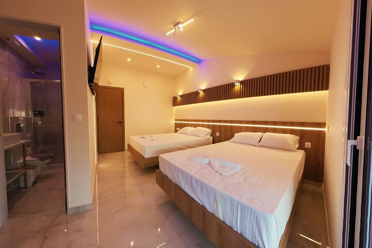 1 bedroom, free WiFi, bed sheets