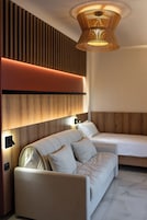 Suíte grand, 1 quarto, vista para o mar | Quartos à prova de som, Wi-Fi de cortesia, roupa de cama