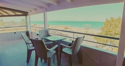 ZOI Girni – Seaside Hotel