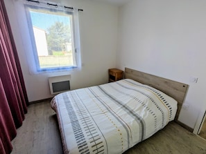3 bedrooms, iron/ironing board - New house with garden - near beach (Jard-sur-Mer)