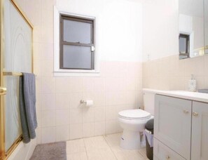 Hair dryer, towels, toilet paper