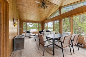 Dining - Gull Lake Getaway | Dock, Sauna & Lake Toys (Brainerd)