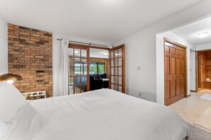 4 habitaciones, tabla de planchar con plancha y wifi gratis