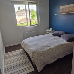 1 habitación y ropa de cama 