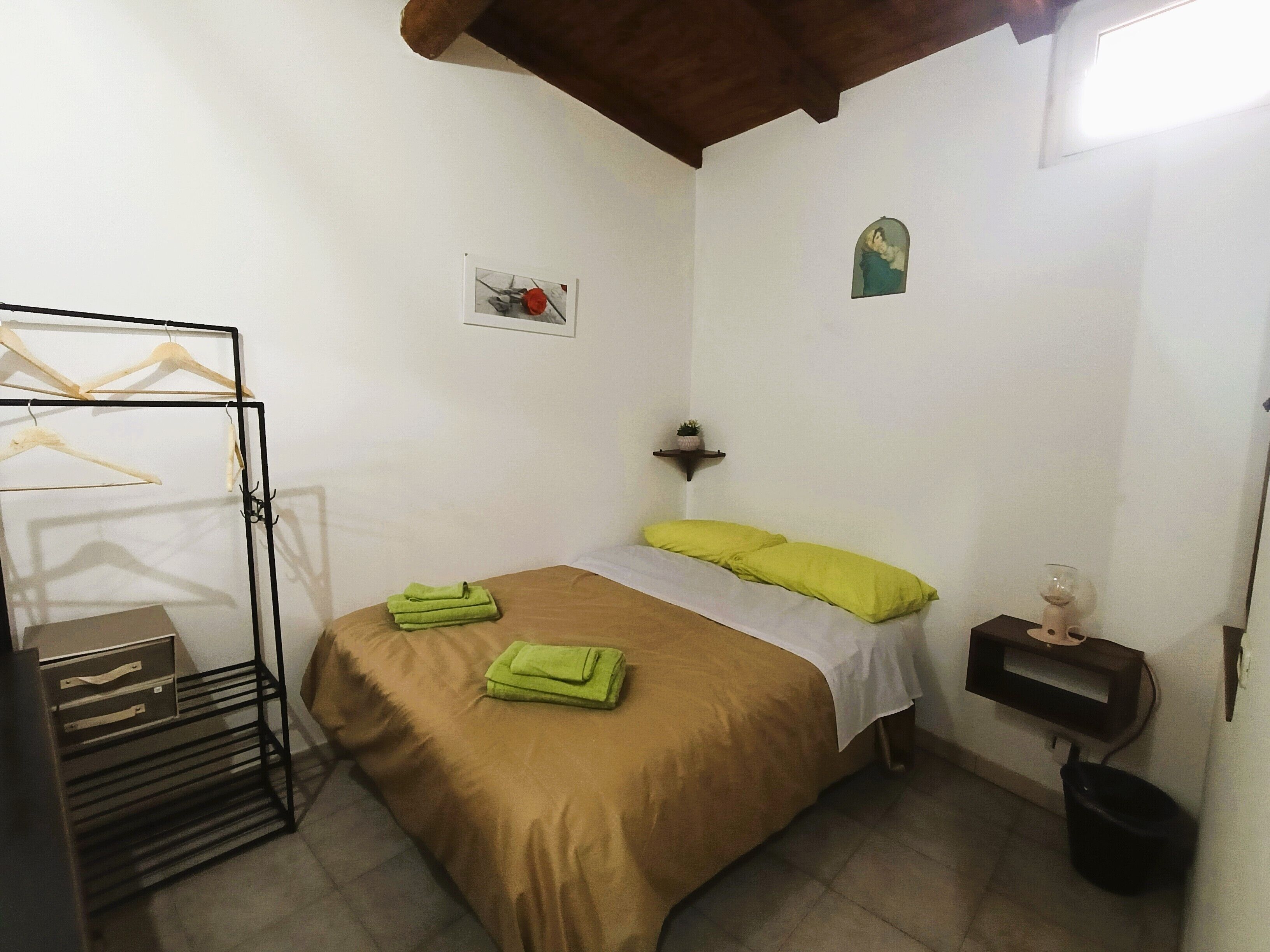 2 soverom, wi-fi og sengetøy