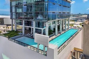 Indoor pool, outdoor pool - Luxury 3 BD Condo at The Biscayne Bay #2701 (Miami)
