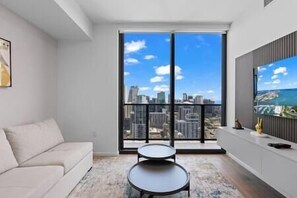 تلفزيون ذكي