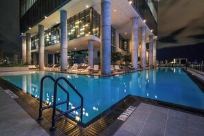 Indoor pool, outdoor pool