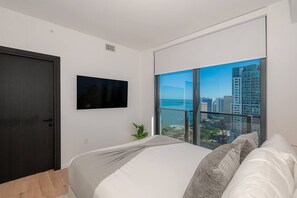 2 عدّة غرف نوم وواي فاي مجانًا وملاءات أسرّة