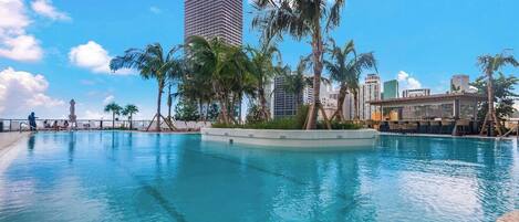 Outdoor pool, a heated pool