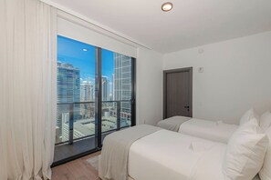 3 bedrooms, free WiFi, bed sheets