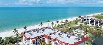 Gulf-Front Ground Floor Suite -3 Bedroom- Direct Access