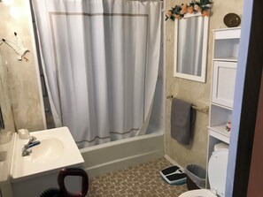 Towels, soap, toilet paper