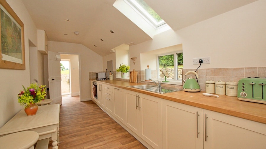 Pet-friendly Cottage in Belsay, No Deposit