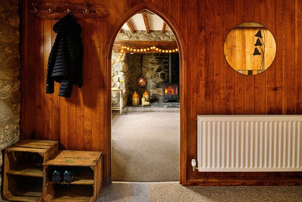 House | Reception - Historic Townhouse in Dolgellau, No Deposit (Dolgellau)