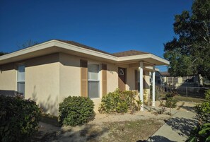 Immagine non classificata, 3 di 14, pulsante