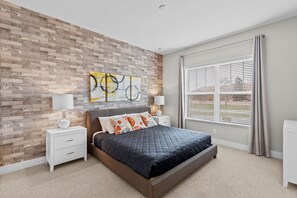 6 bedrooms, iron/ironing board, WiFi, bed sheets