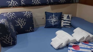 3 camere, una scrivania, Wi-Fi, lenzuola