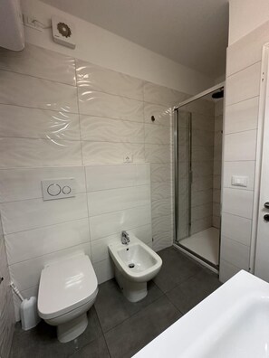 Shower, bidet