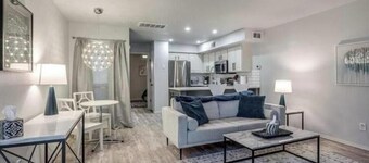 Cozy 1BR in Prime Location