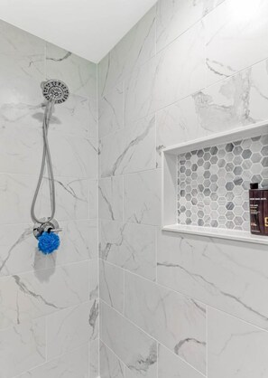 Shower, hair dryer, towels, soap - Beach Please!  Welcome to your beachy home away from home! (Wilmington)