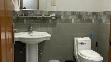 Chambre Double Deluxe | Salle de bain
