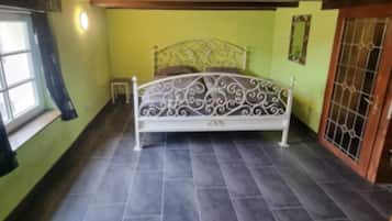 4 habitaciones, wifi gratis, ropa de cama y acceso para silla de ruedas
