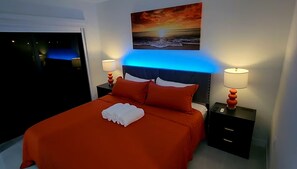 4 habitaciones, escritorio, tabla de planchar con plancha y wifi