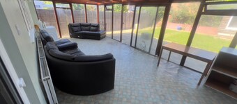 Charming Houghton Regis House With 4 Bedrooms