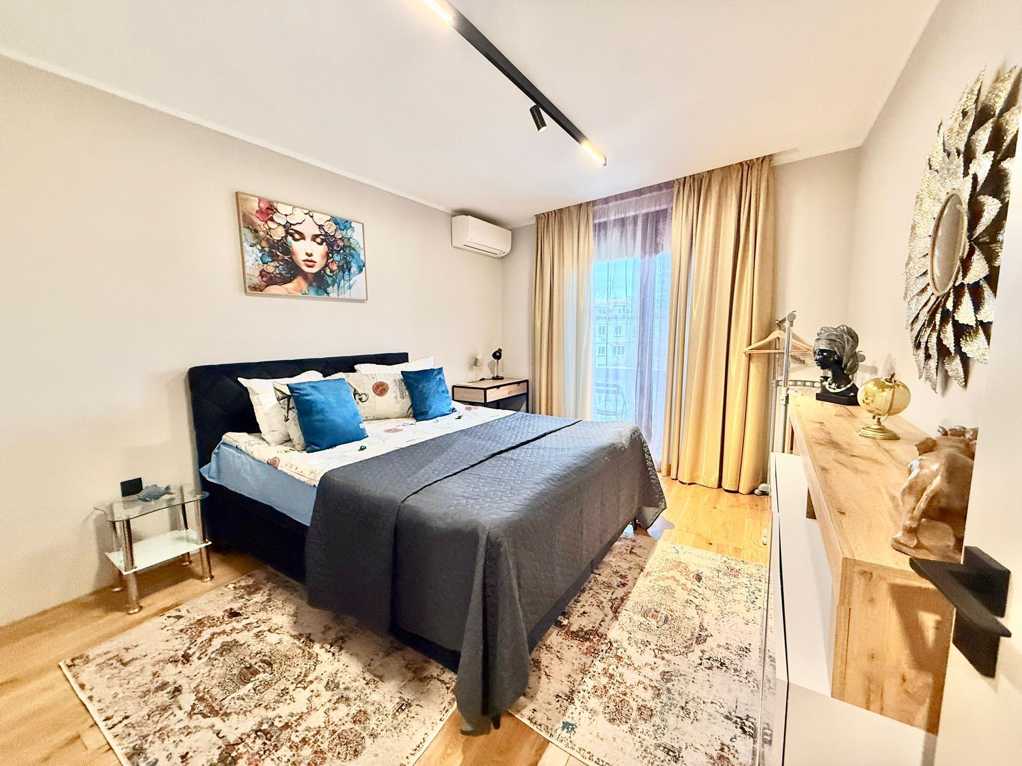 2 chambres, bureau, fer et planche à repasser, Wi-Fi gratuit