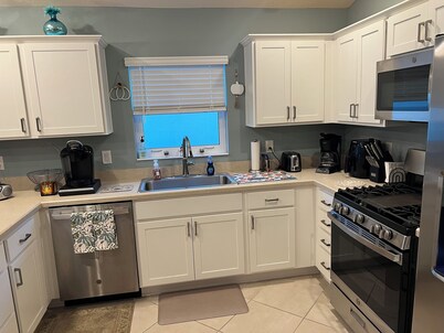 3 bedroom villa in The Villages. Minutes from Brownwood and Sawgrass.