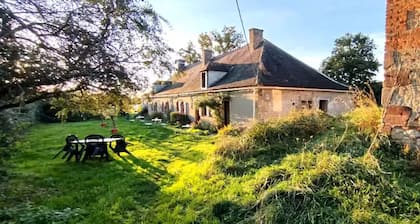 Gîte des Fours – Rose Iris, Independence and Charm in Agonges