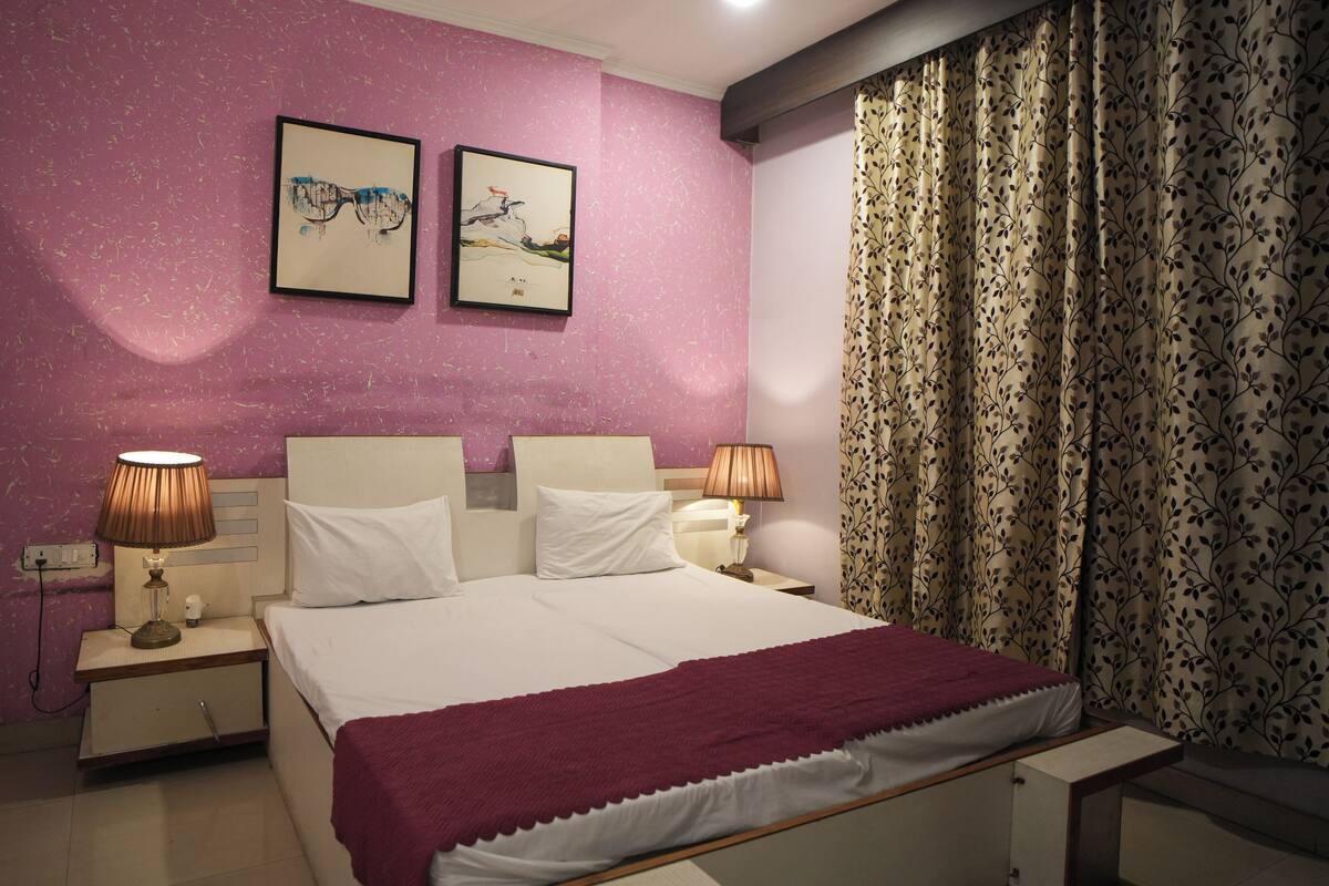 1 bedroom, laptop workspace, free WiFi