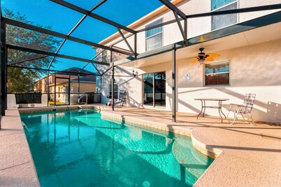 Spacious 5BR Villa w/ Private Pool Near Disney & Golf – Sleeps 10+