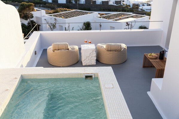 Luxury Suite, Sea View | Beach/ocean view - Niabelon Suites  (Santorini)