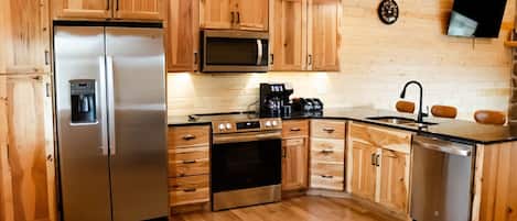 Microwave, oven, stovetop, dishwasher