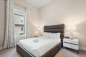 5 dormitorios, tabla de planchar con plancha, wifi gratis y ropa de cama