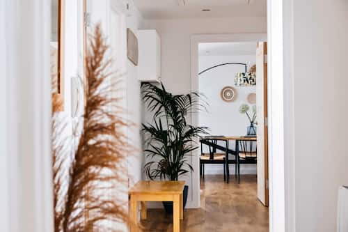 House | Reception