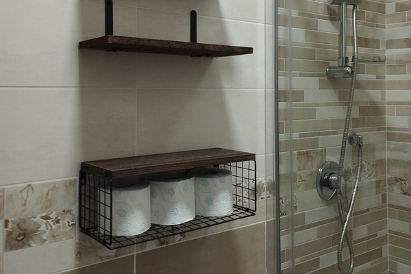 Doccia, asciugacapelli, bidet, asciugamani