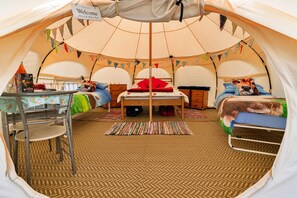 1 bedroom - Bell Tent Near North Devon Beaches, No Deposit (Ilfracombe)