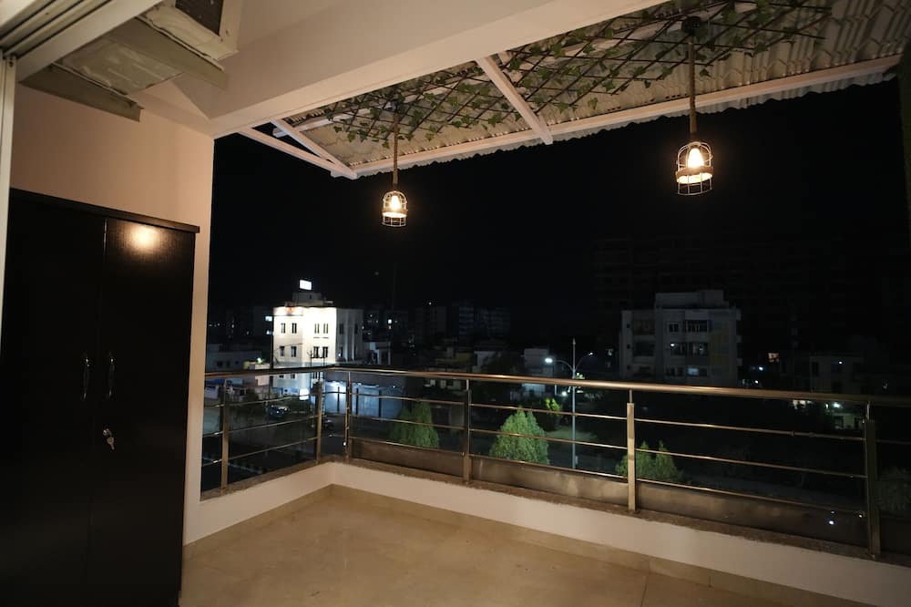 Hotel Jaguar inn - Bhokara