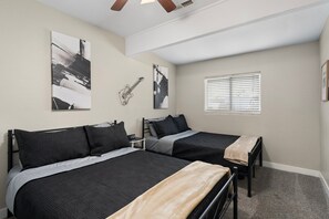 4 bedrooms, iron/ironing board, WiFi, bed sheets