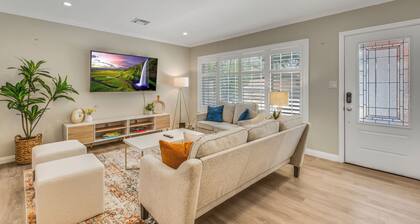 Elegant and Stylishly Crafted Modern Home