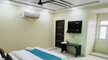Deluxe Double Room, City View