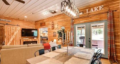 Game Room, Bar & Hot Tub: Perfect Group Getaway