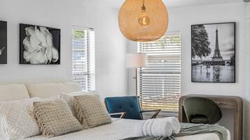 3 bedrooms, desk, iron/ironing board, travel cot